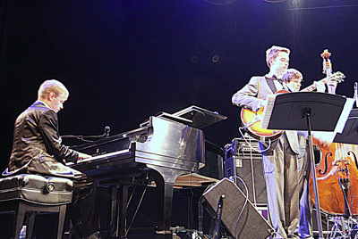 Олег в составе Московского джаз-оркестра в Хьюстоне. Фото Ольги Вайнер